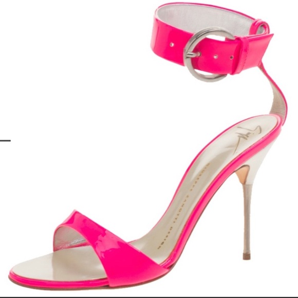 Giuseppe Zanotti Shoes - 🎉Host Pick🎉NEW Giuseppe Zanotti Pink /Wh. Sandal